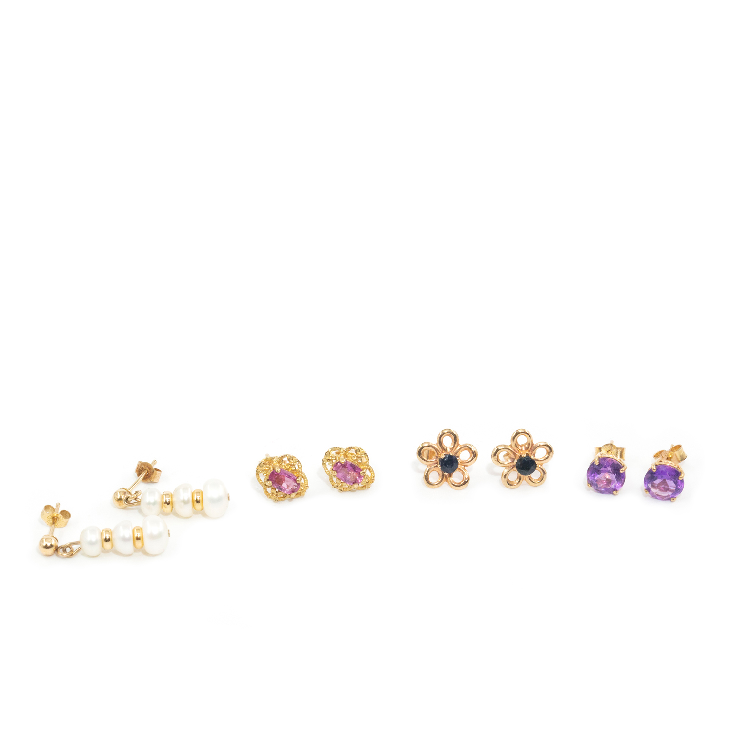 Assortment of 9ct Gold Earrings