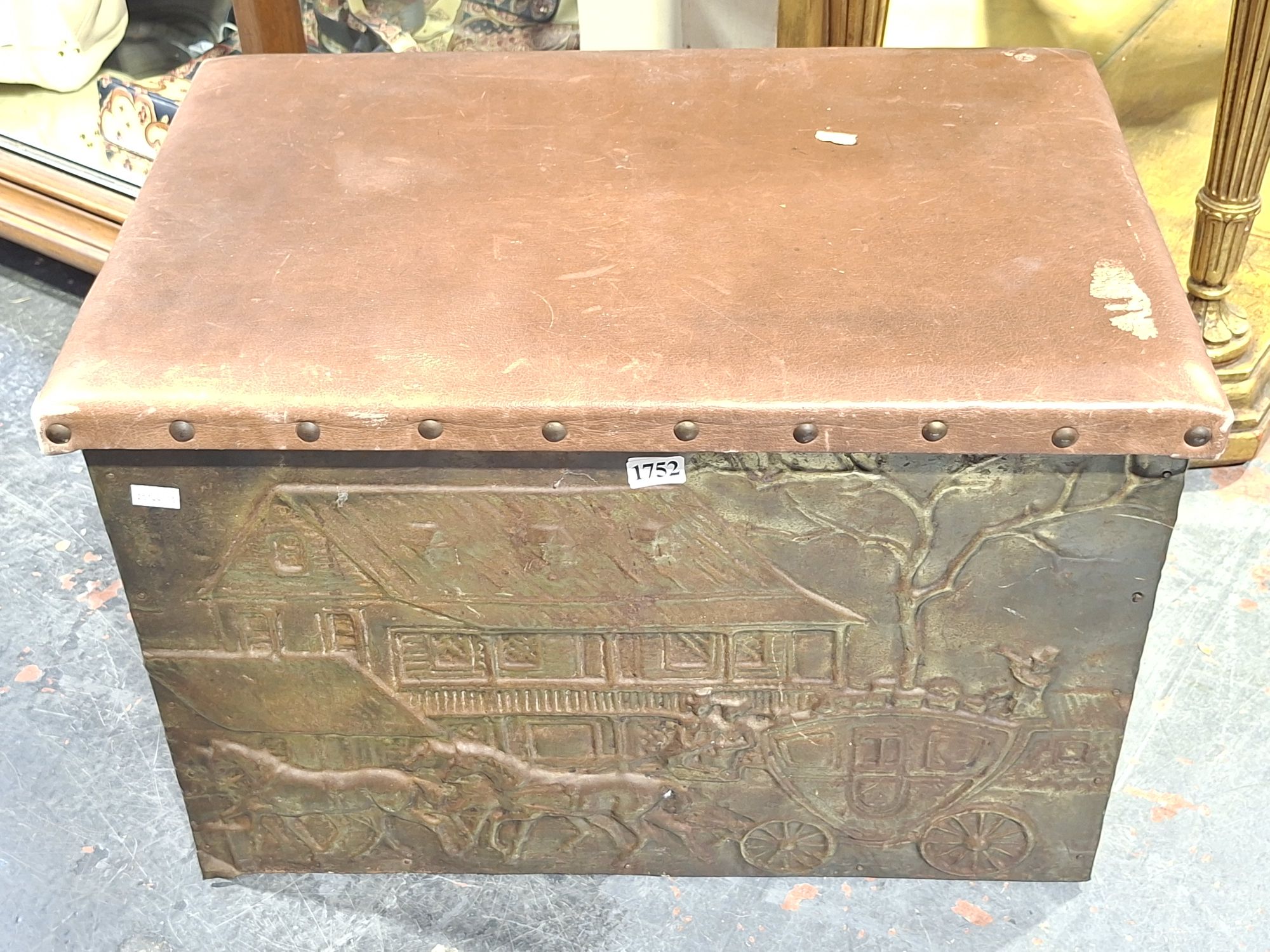 VINTAGE FIRE SIDE BOX