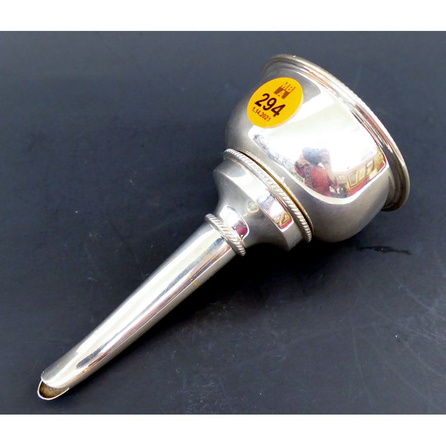 English Sterling Wine Funnel- 72g