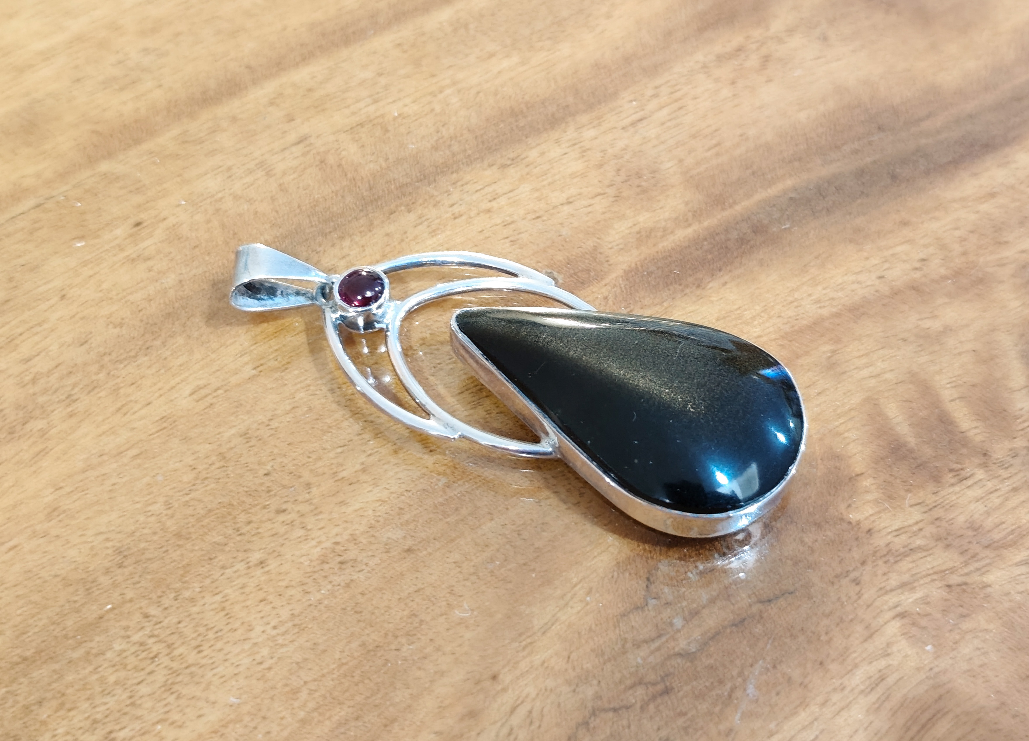 Sterling Silver Gold Labrodite and Garnet Pendant — NZ auction result