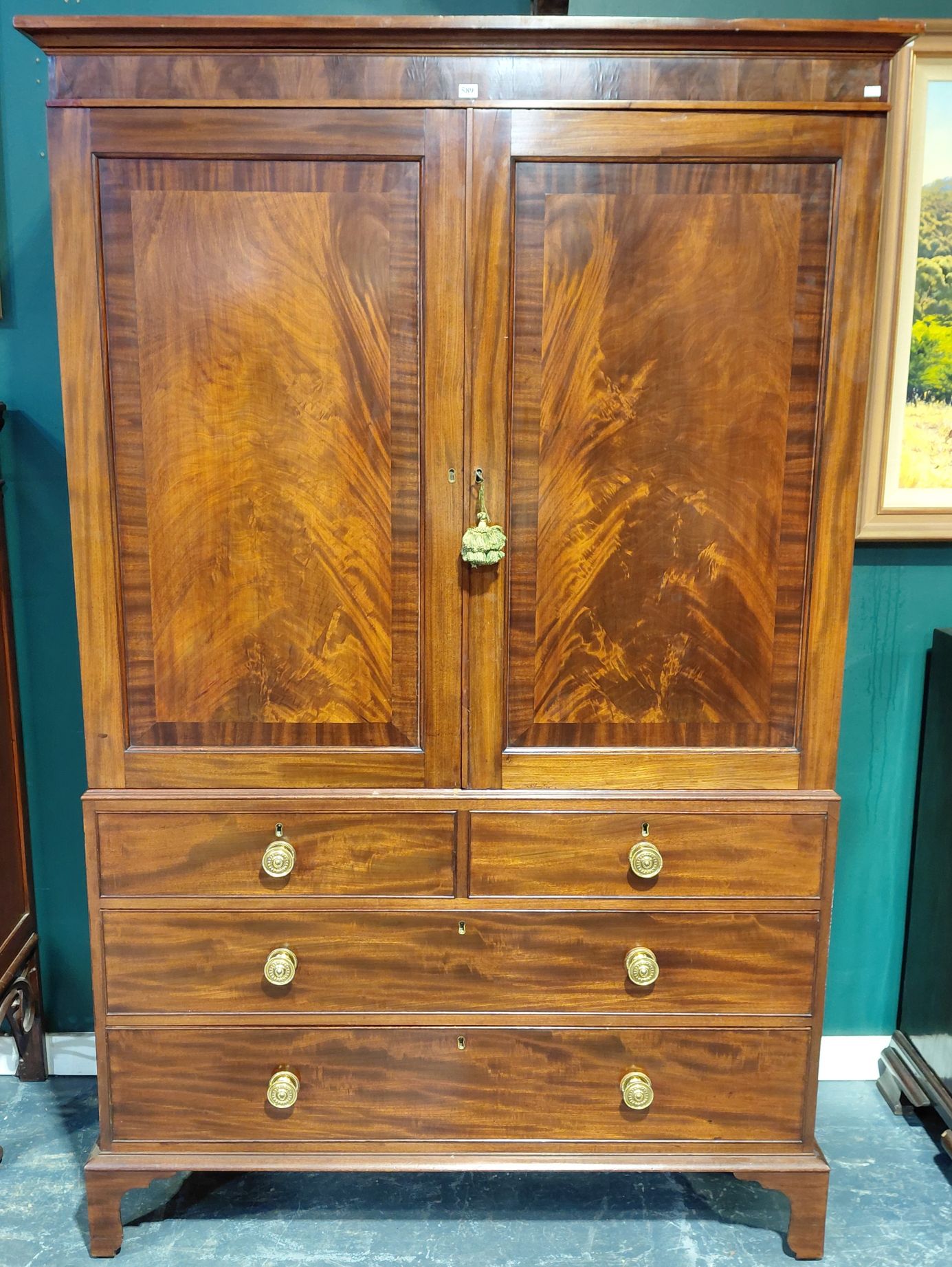 589 · A GENTLEMAN'S PRESS