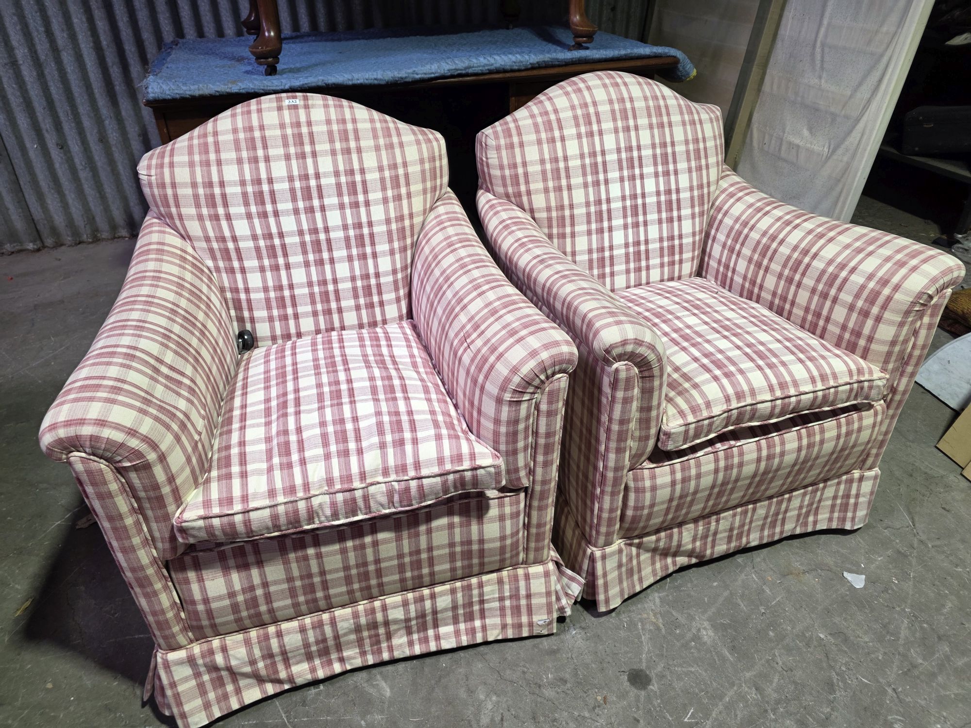 232 · PAIR OF ARMCHAIRS