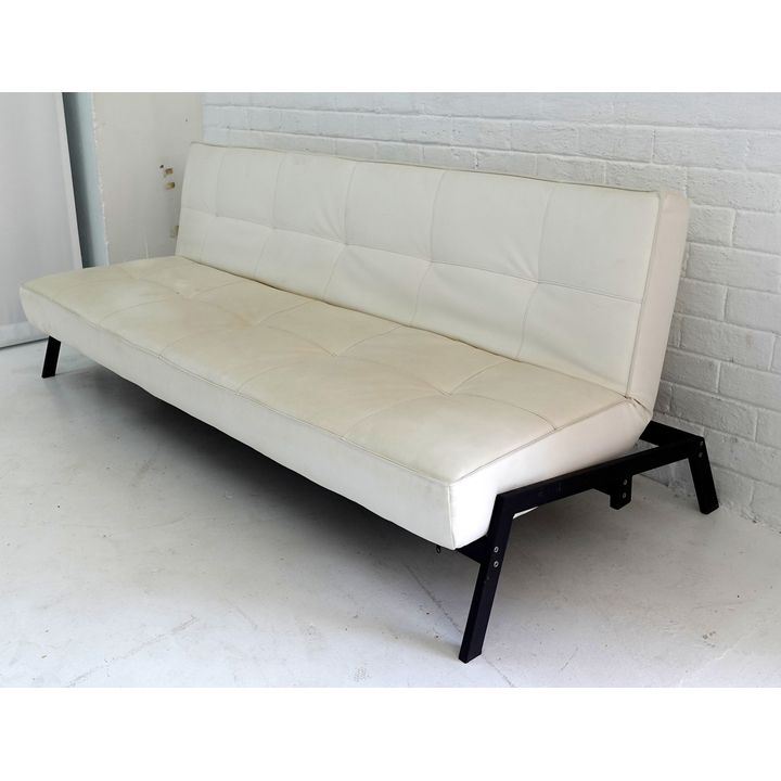 SLEEPER COUCH