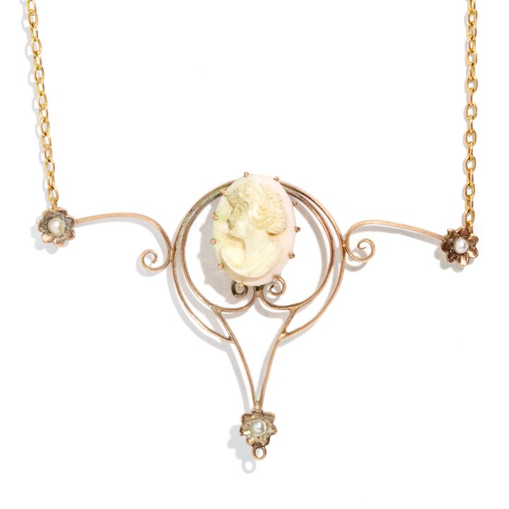 Vintage Cameo & Pearl 9ct Gold Necklace