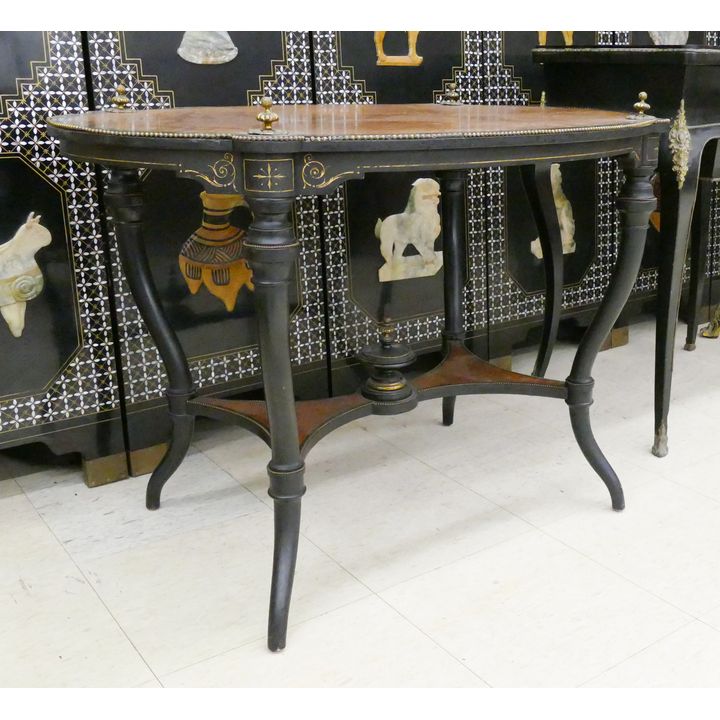Victorian Burl Top Ebonized Oval Lamp Table- 27x36x26''