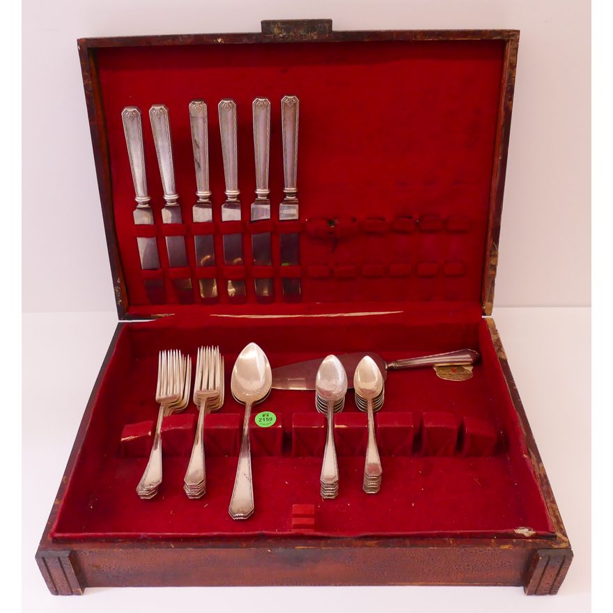 34pc Whiting Lady Baltimore Pattern Sterling Flatware- 815g + 7 Filled