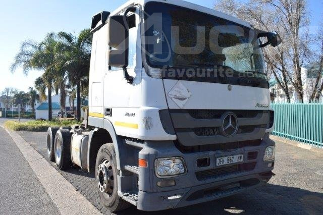 2017 Mercedes-Benz Actros 2641 LS/33 DD CKD 6x4 Mechanical Horse Double Axle A/T