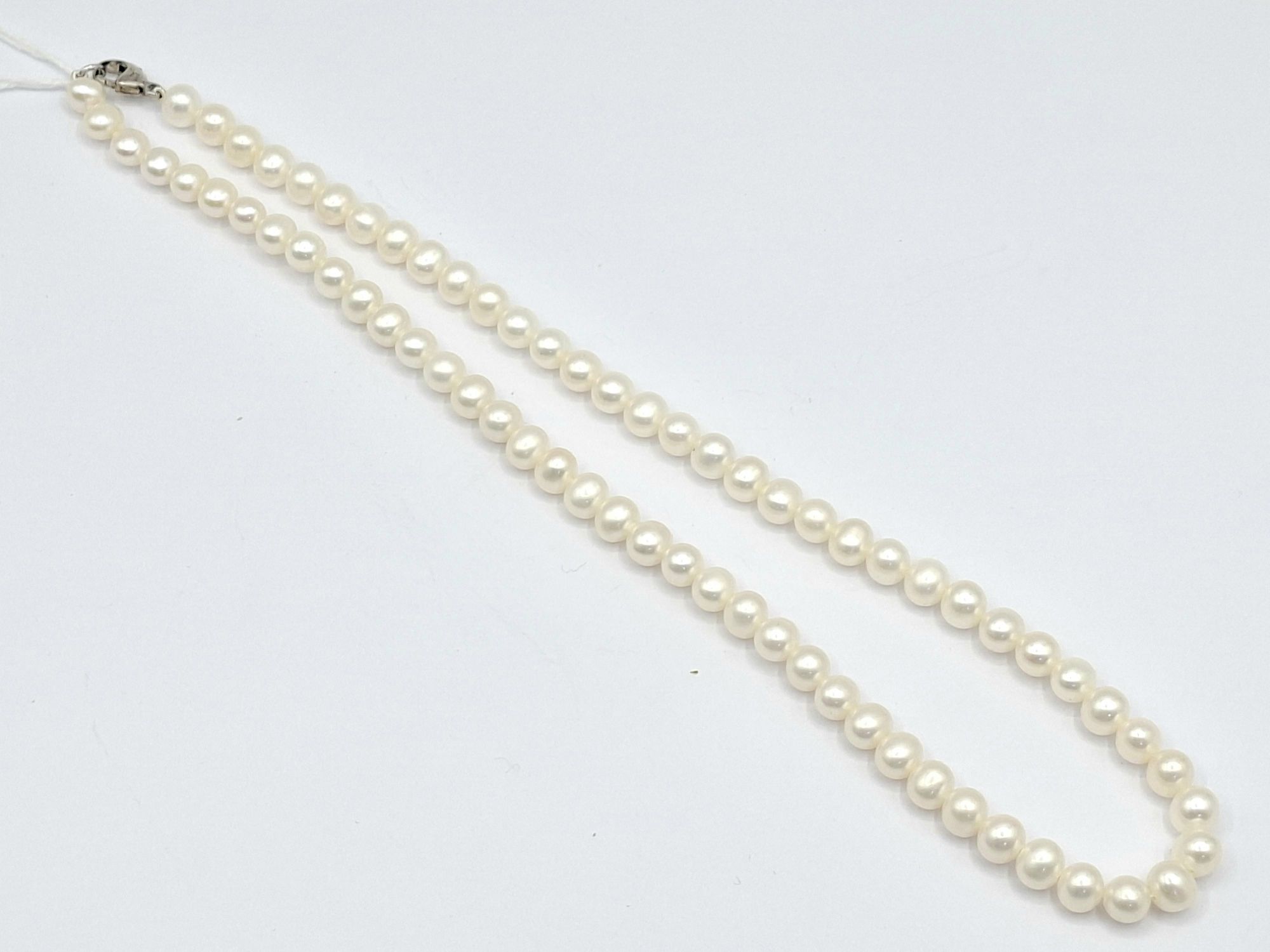 925 Silver And Pearl Necklace
