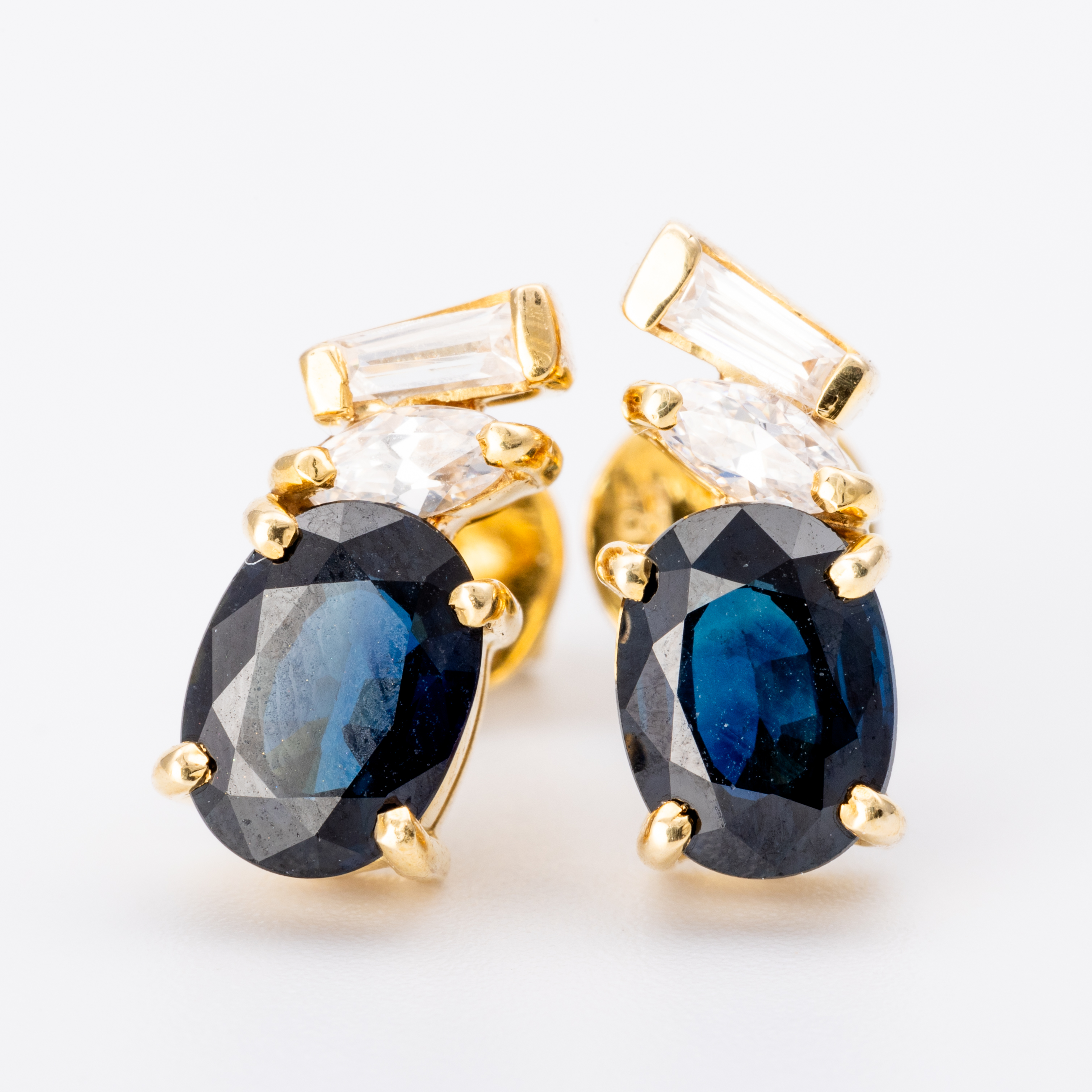 Sapphire Earrings in 14ct Gold