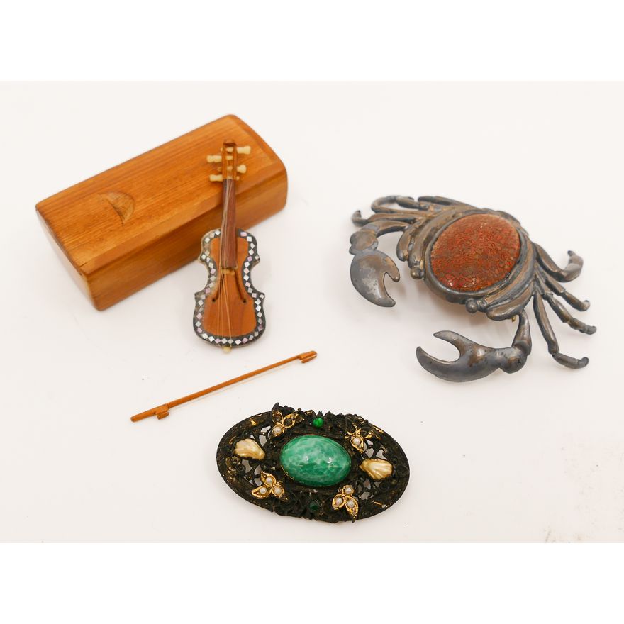 Sterling Crab Brooch with Cabochan Etc