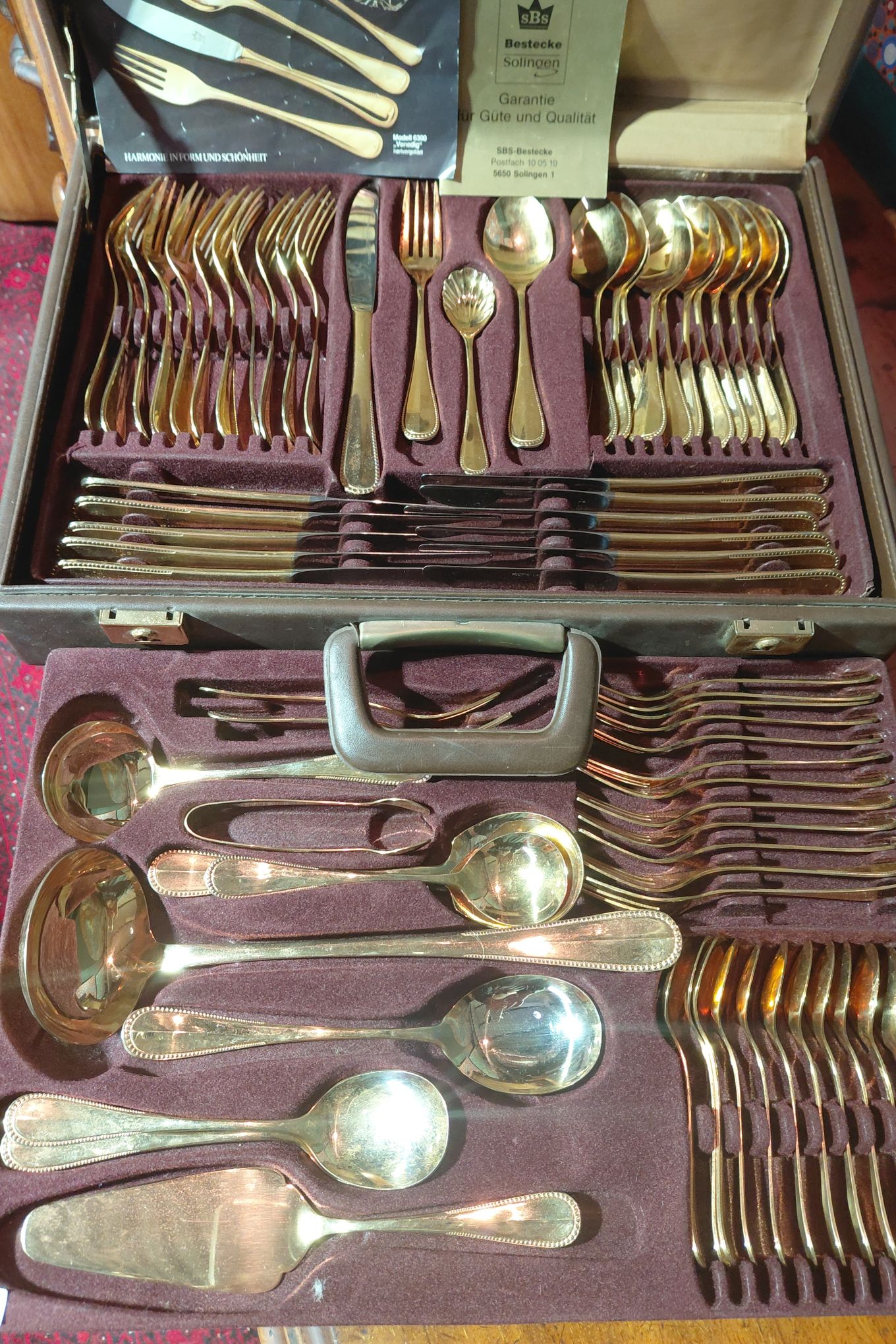 659 · SOLINGER BESPOKE CUTLERY SERVICE