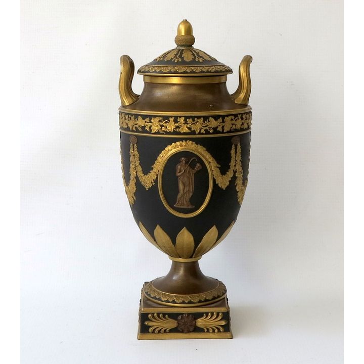 FINE LATE 19TH CENTURY WEDGWOOD BRONZED AND GILDED BLACK BASALT TWO-HANDLED VASE AND COVER