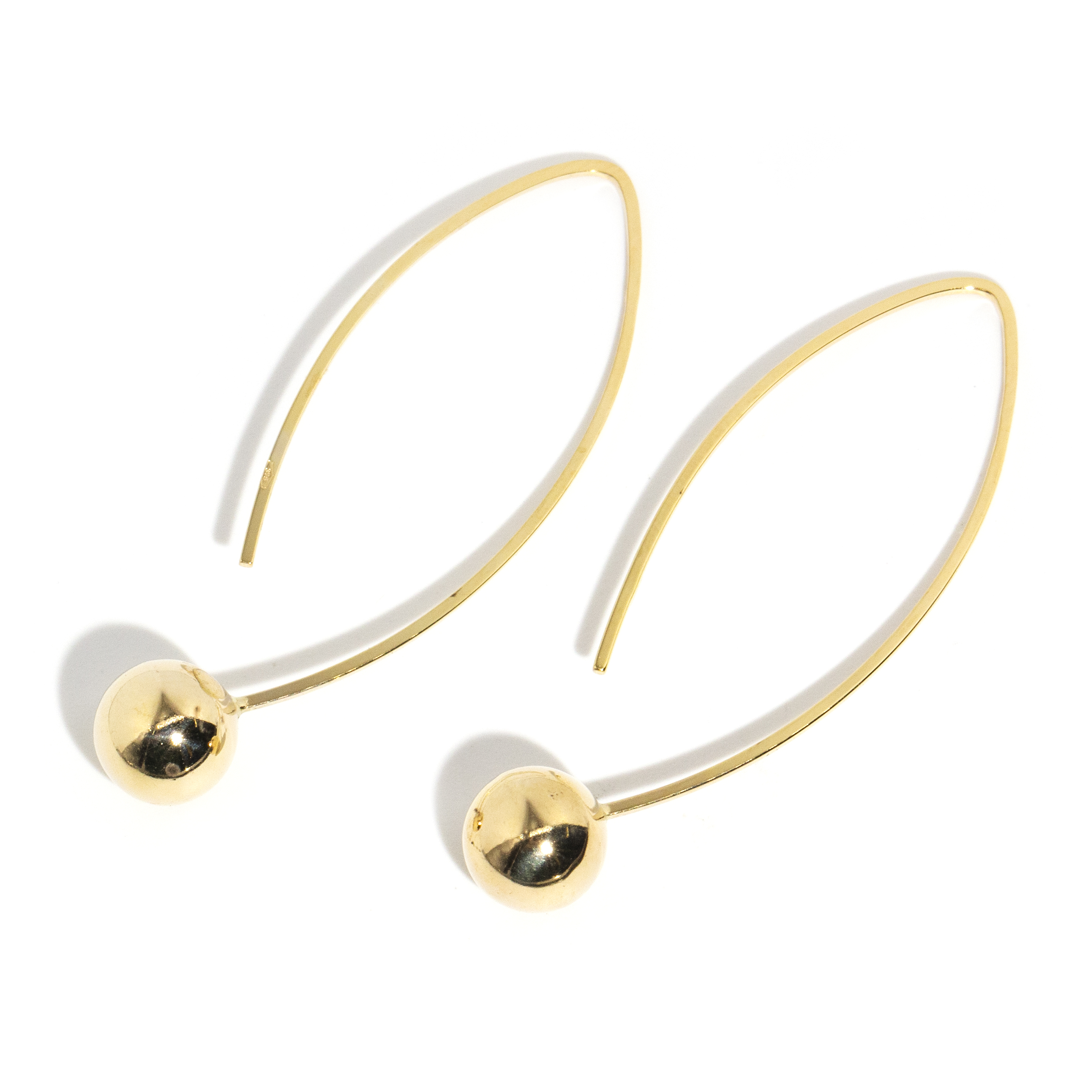 49 · 9 Carat Gold Drop Earrings