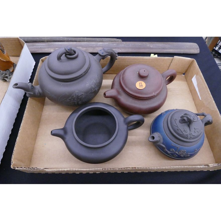 Box Chinese Yixing Teapots
