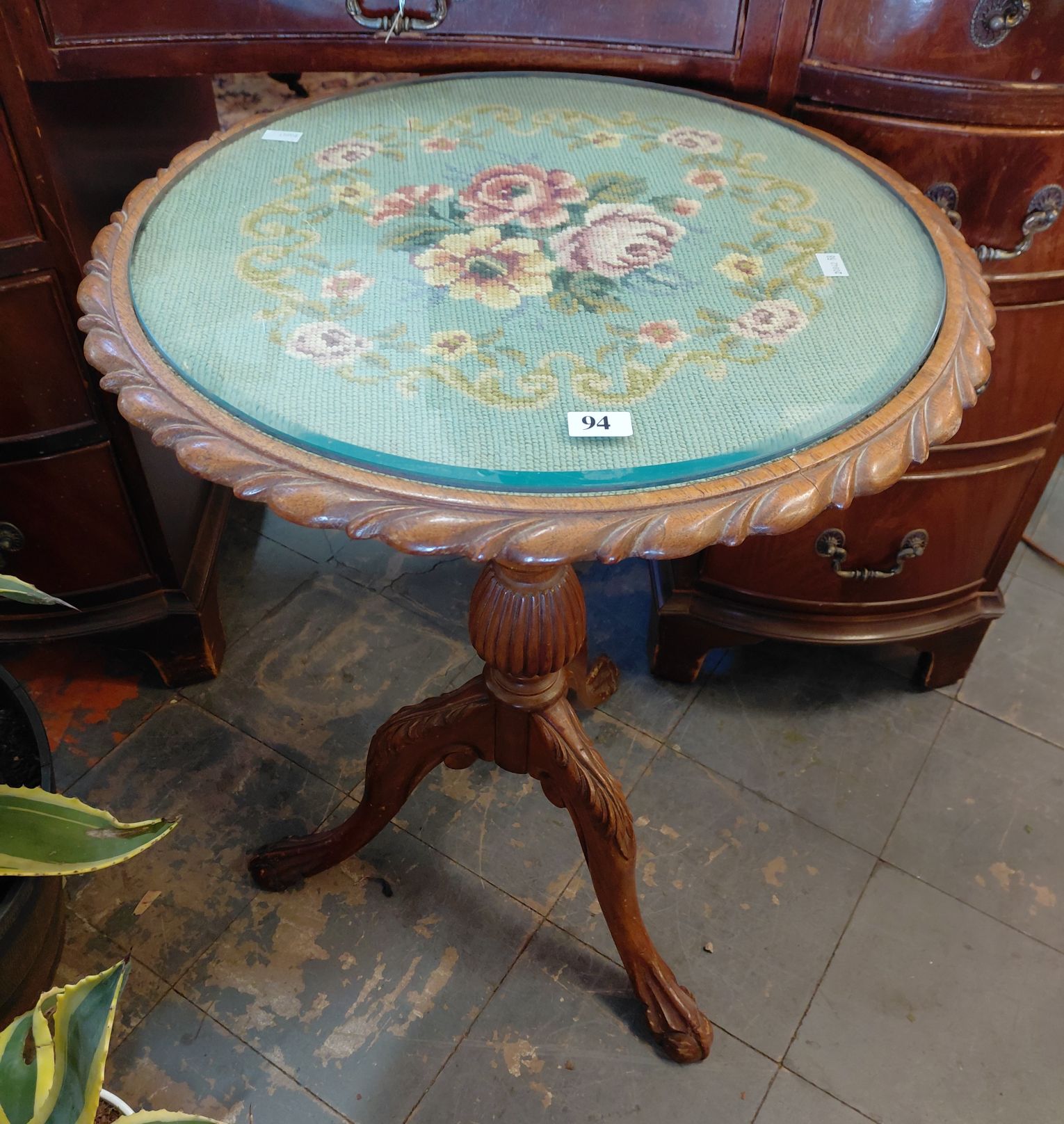 94 · WINE TABLE