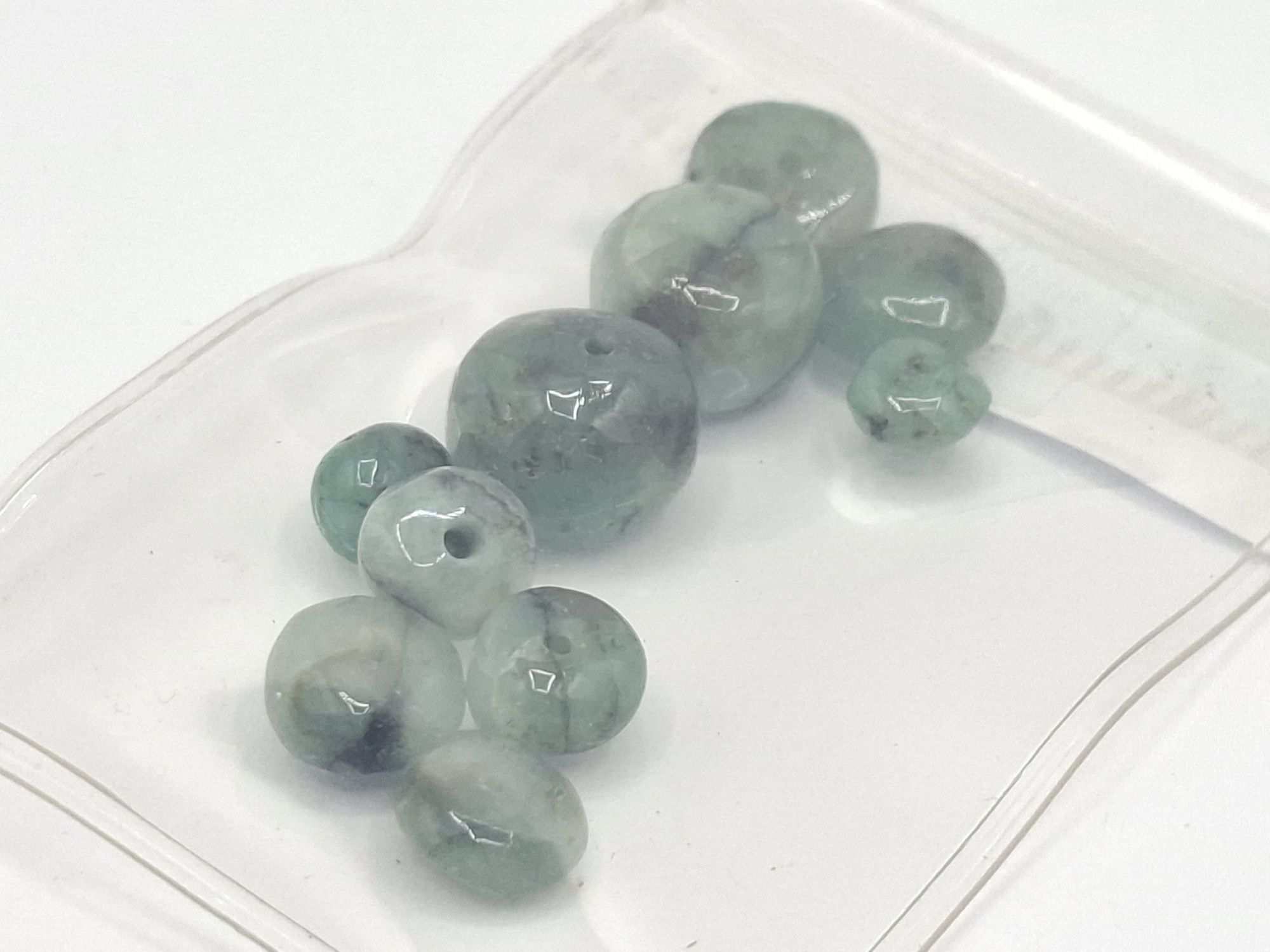 47 · EMERALD GEMSTONE BEADS