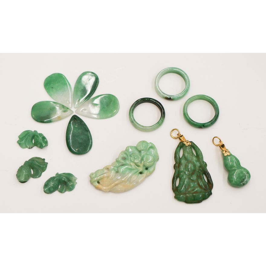 14pc Chinese Jadeite Assorted Jewelry