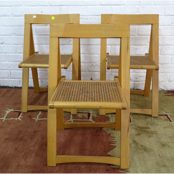 SET OF 3 FOLDING CHAIRS
