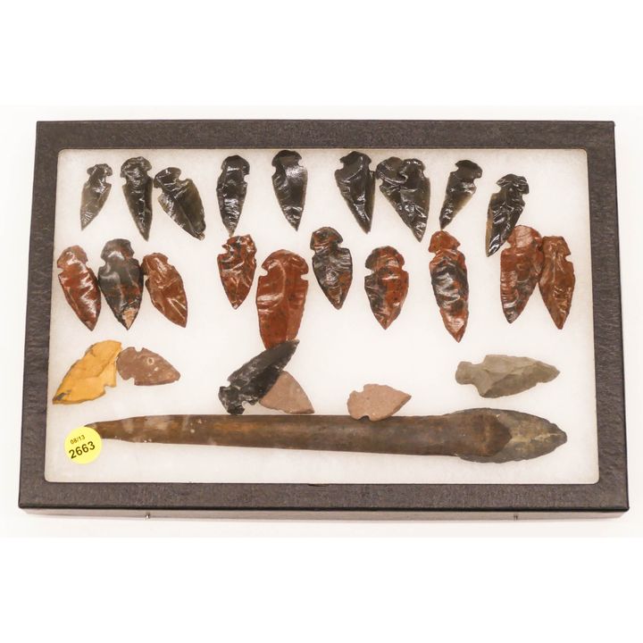 Display w/ Indian Style Arrow Heads- 8x12''