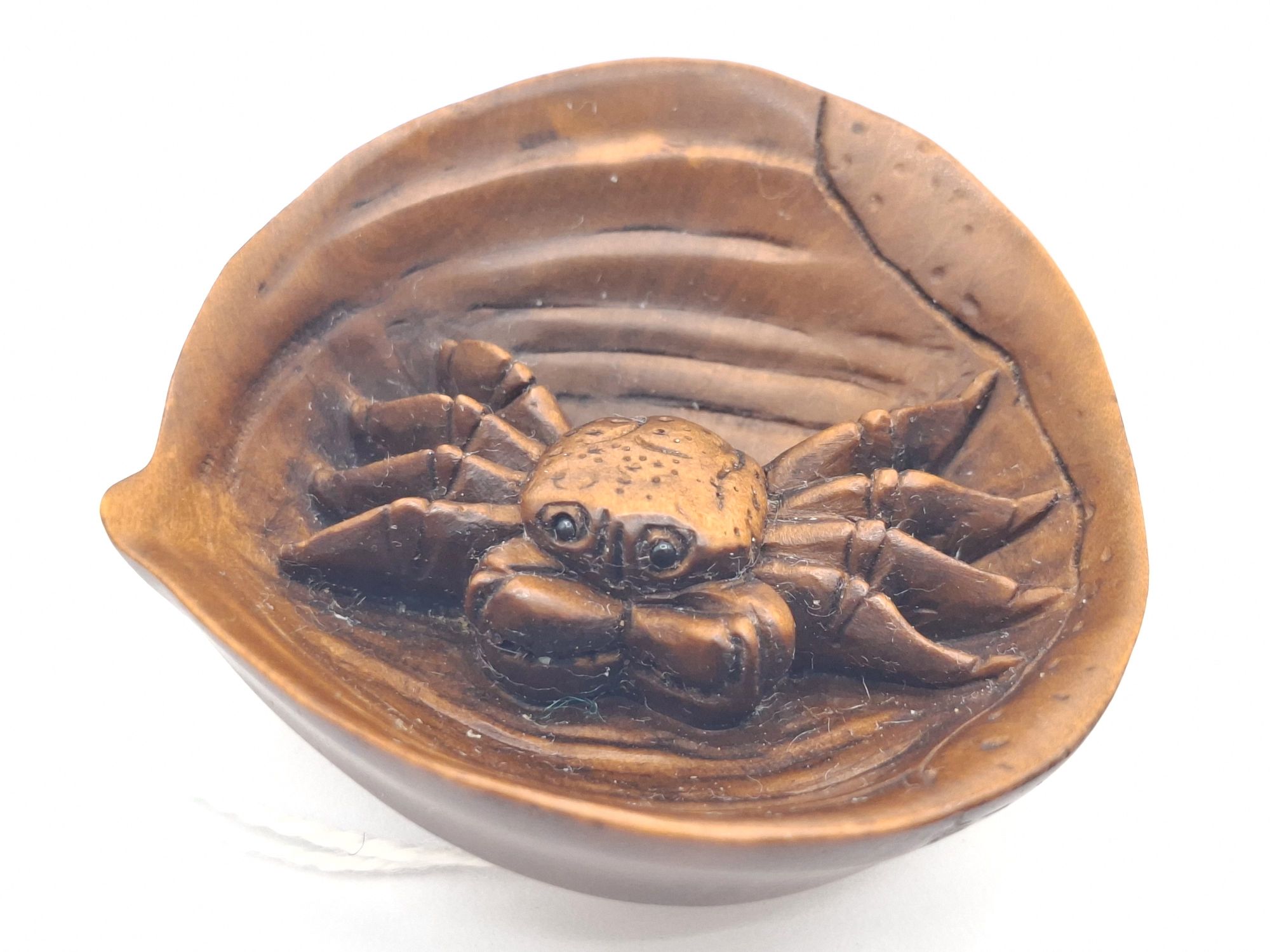 76 · JAPANESE BOXWOOD NETSUKE