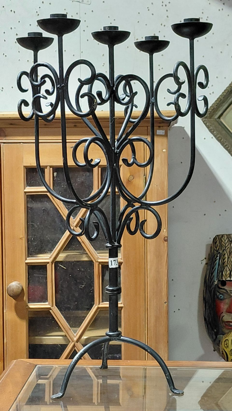 173 · CANDELABRA