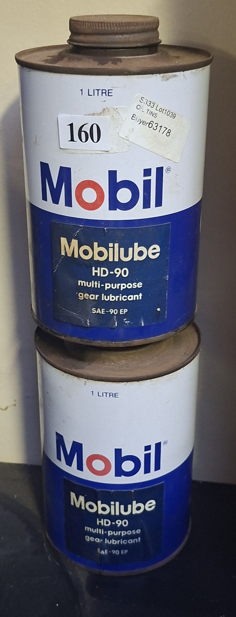 2 Mobil Tins