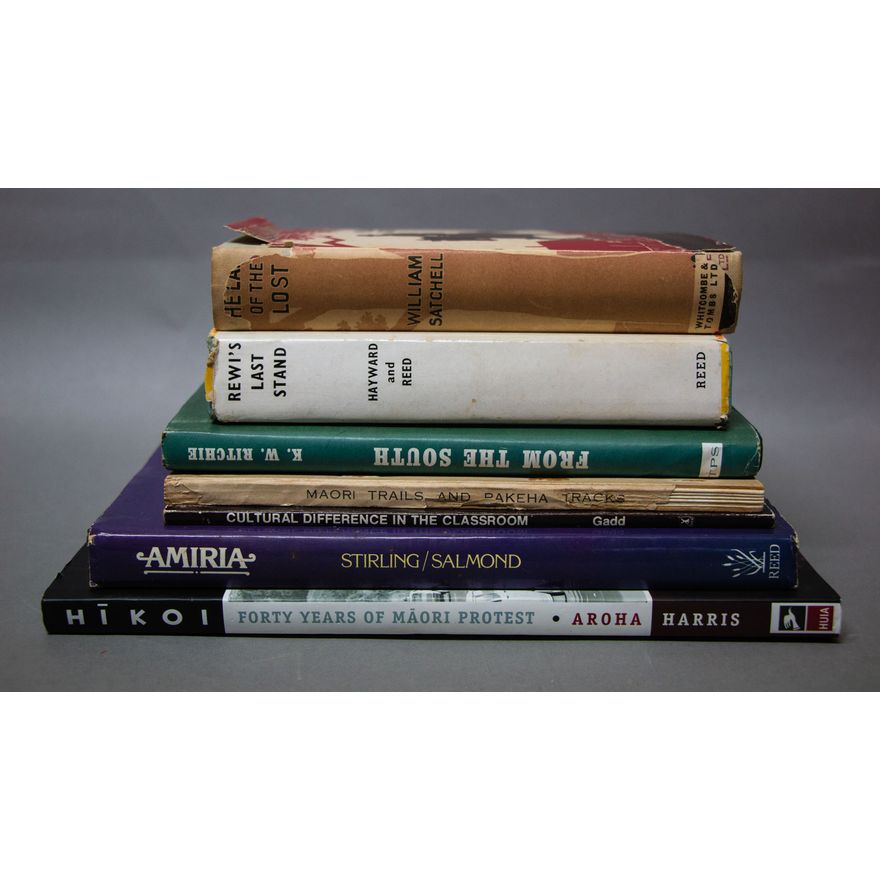 BOX OF MĀORI TITLES