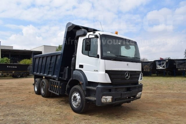 2003 Mercedes-Benz Axor 3335 10 cube Tipper Truck 6x4 Double Axle M/T Mechanical horse