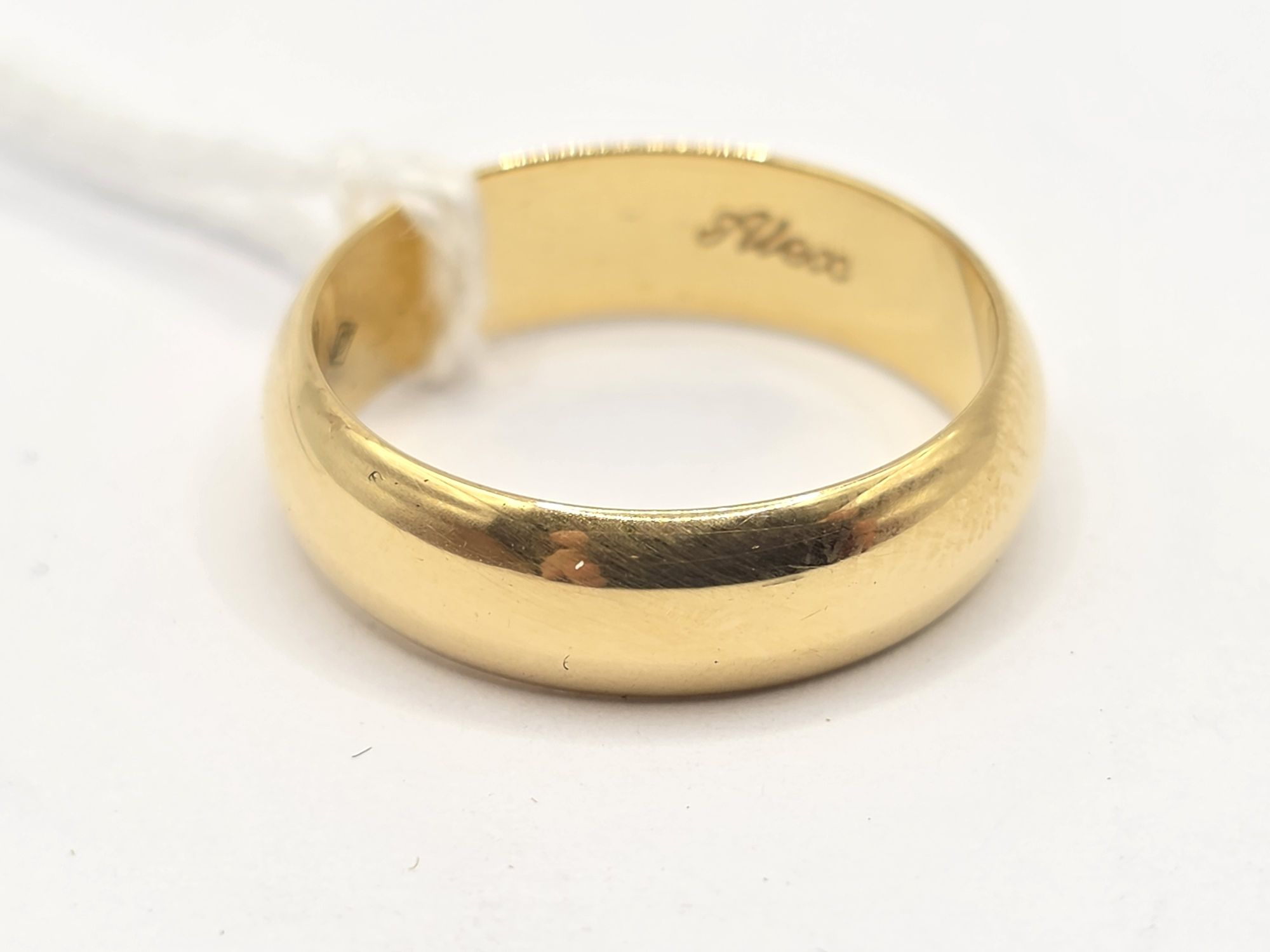 256 · CARTIER 18CT GOLD WEDDING BAND