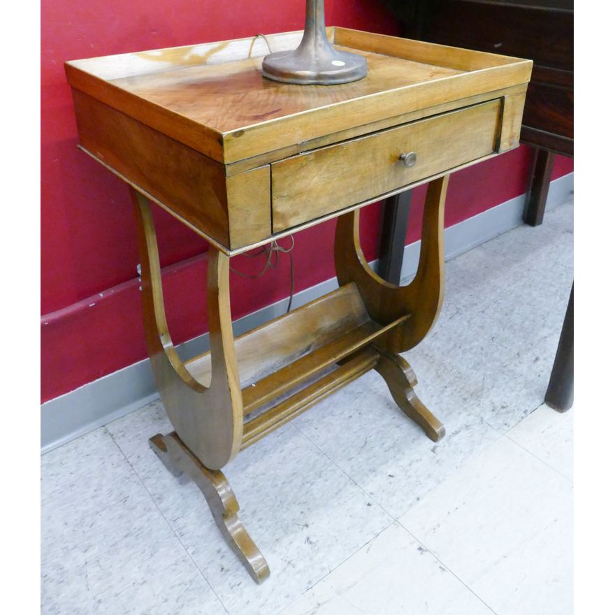 Antique Mahogany Sidetable with Drawer- 29x21x17''