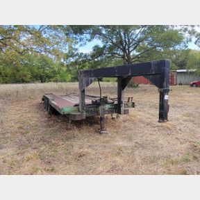 16' triple axle trailer with dove tail and ramps extra long