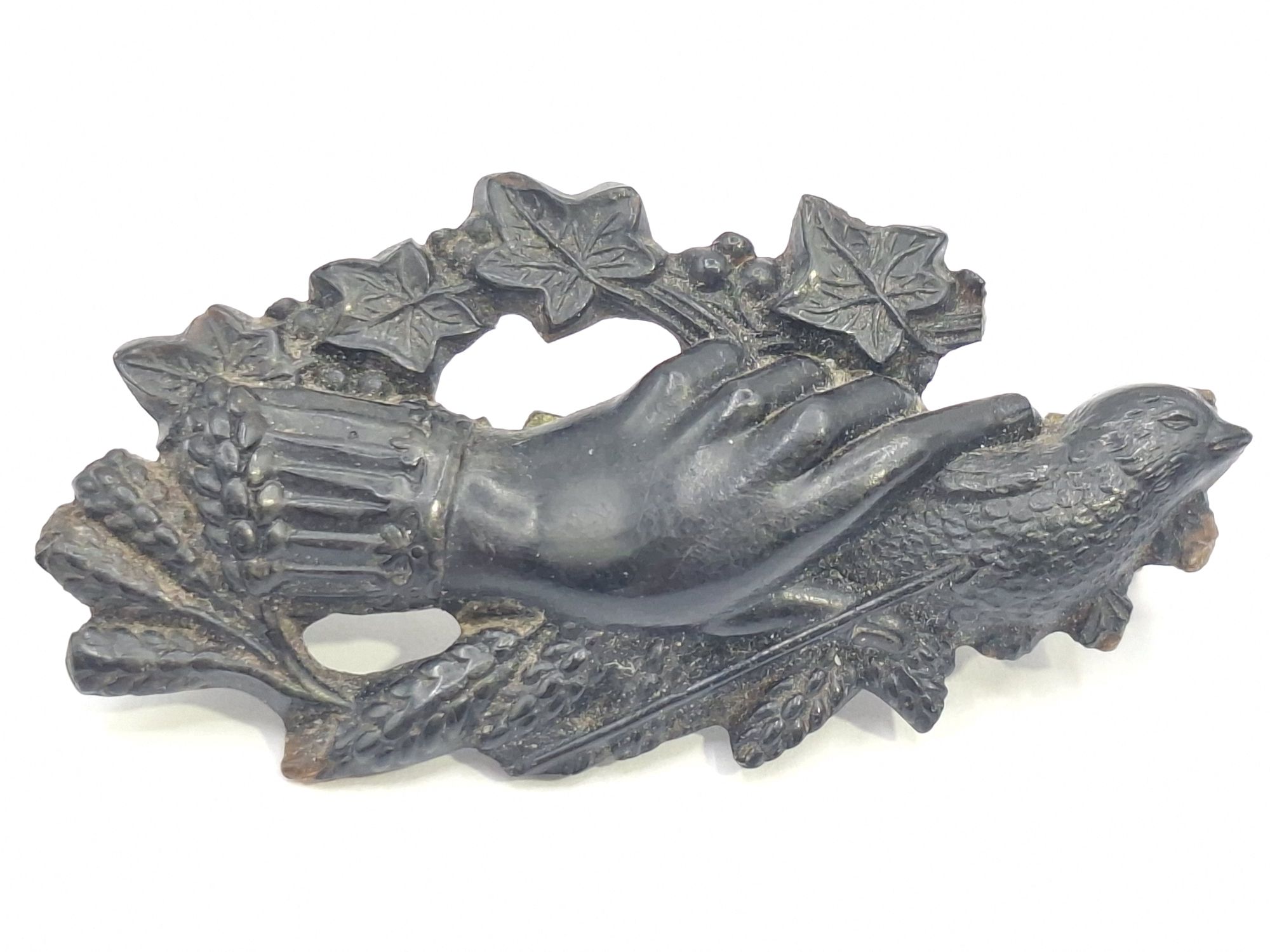 246 · VICTORIAN MOURNING BROOCH