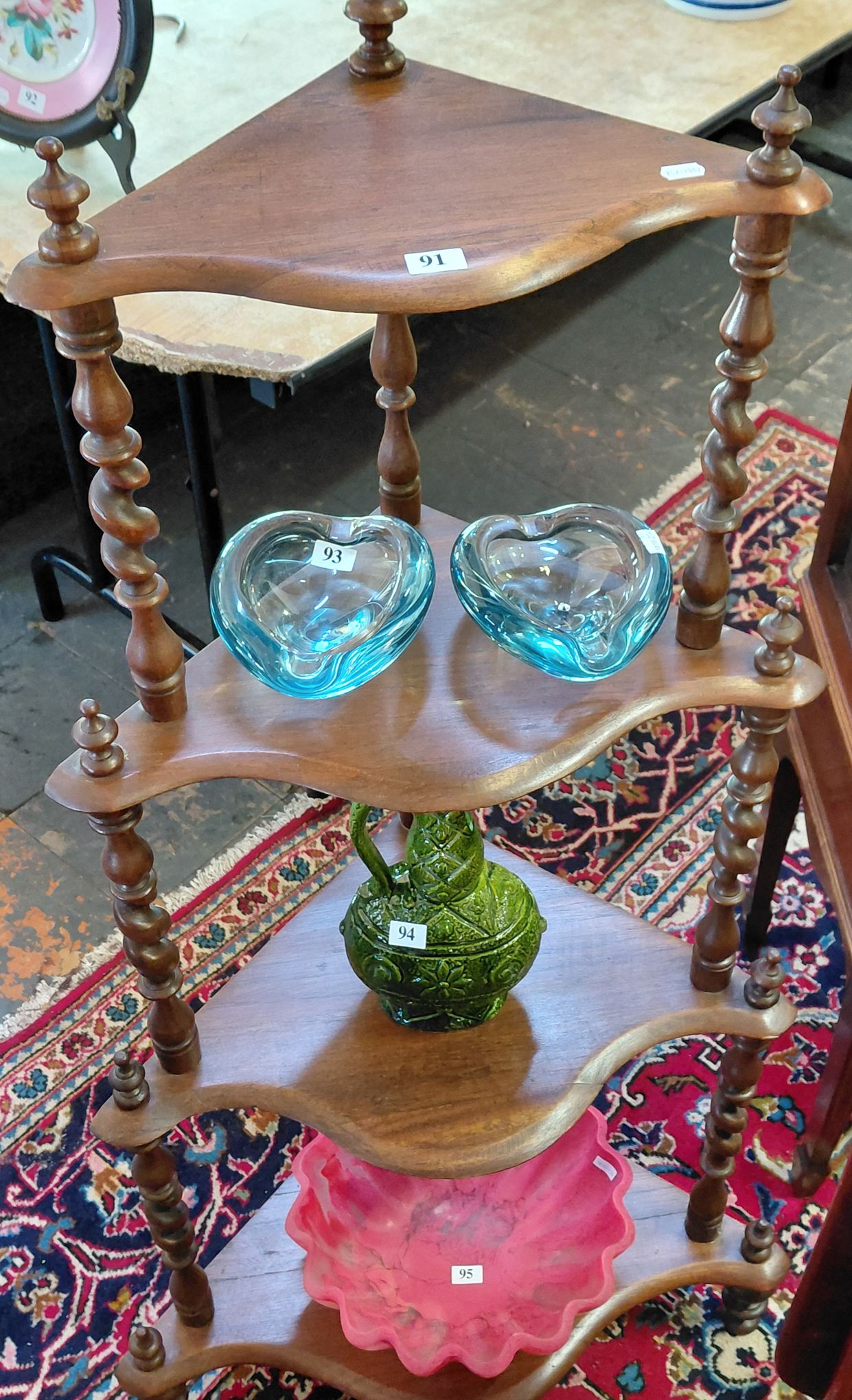 91 · A CORNER WHAT-NOT