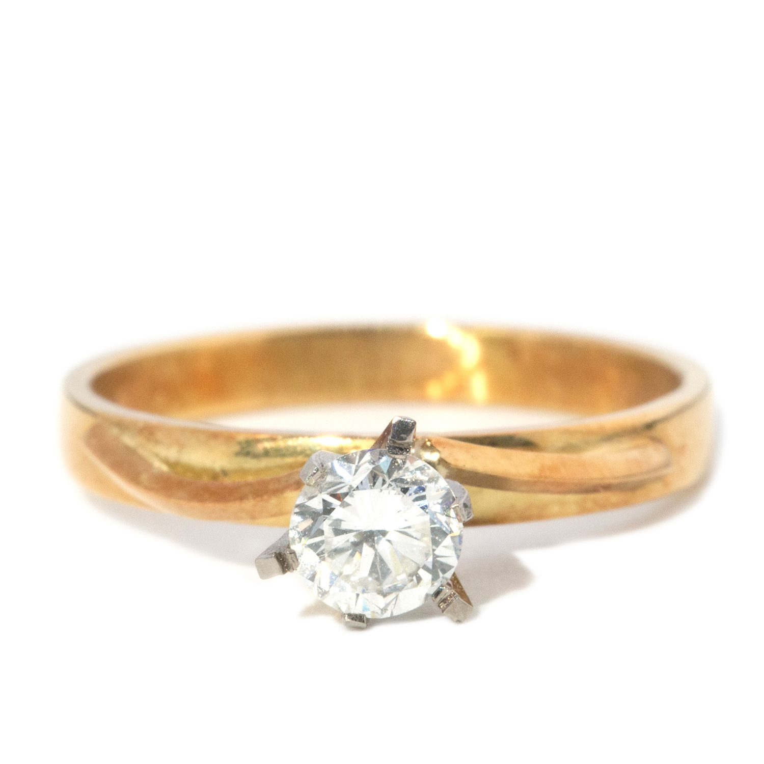 177 · Diamond Solitaire Ring in 18ct Gold