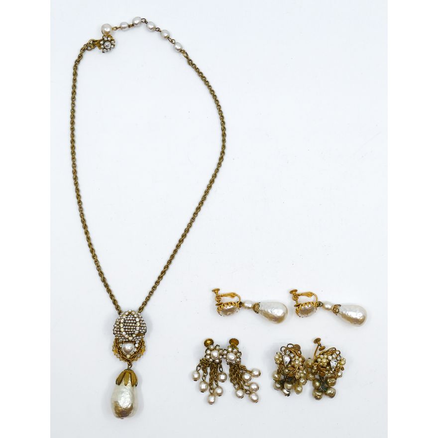 Box Miriam Haskell Costume Jewelry