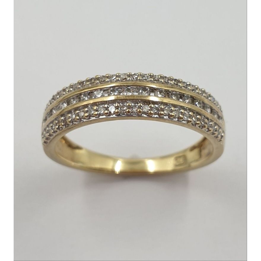 9ct Y/G Diamond Ring