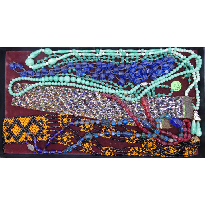 Tray Art Deco Glass Necklaces