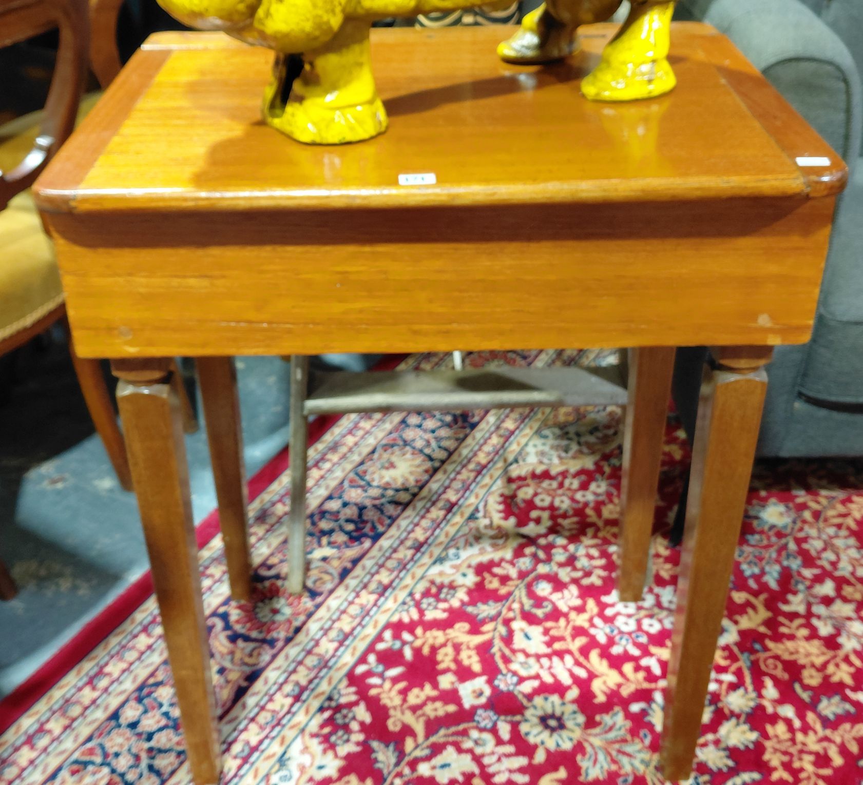 171 · VINTAGE SCHOOL DESK