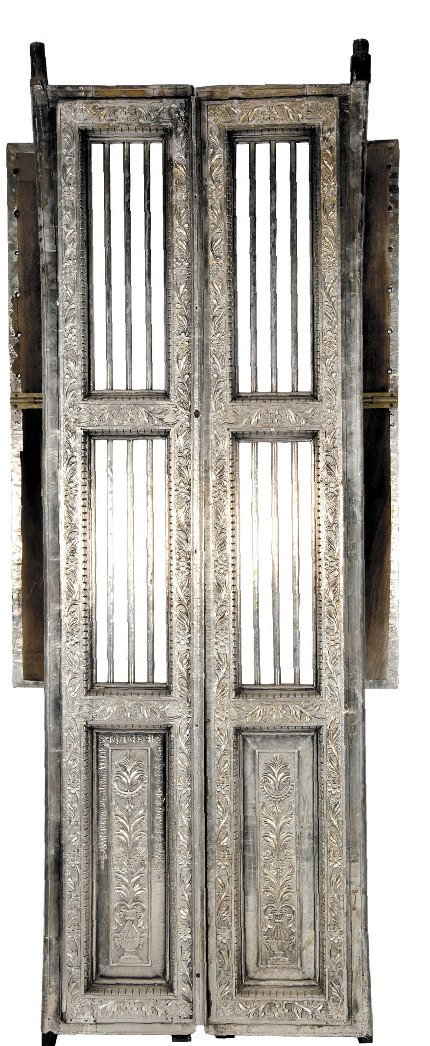 SILVER DOUBLE SHUTTER DOOR