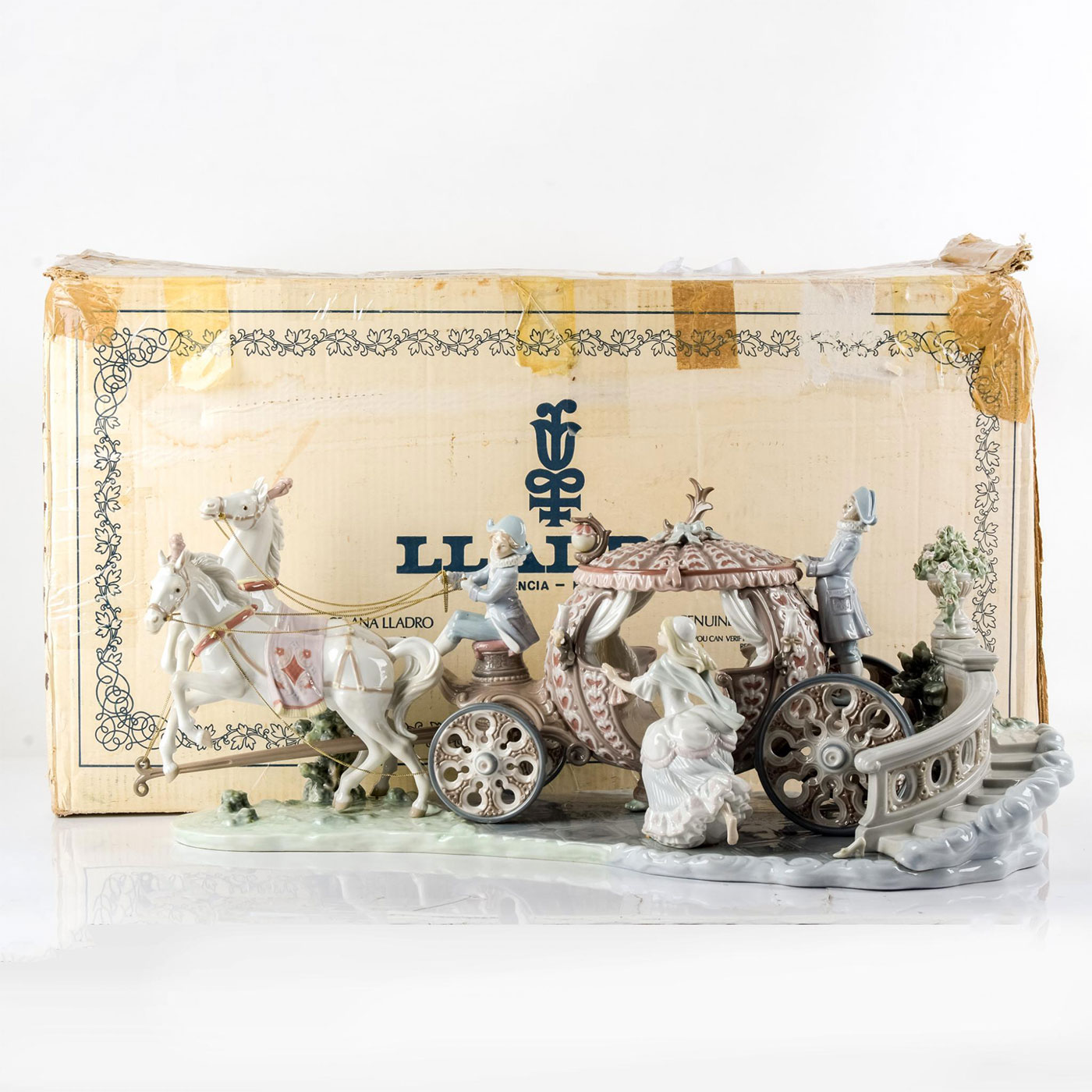 LLADRO 2000/2001 ハードカバー 作品集 カタログ At Stroke Twelve 01001493 LTD - Lladro Porcelain Figurine