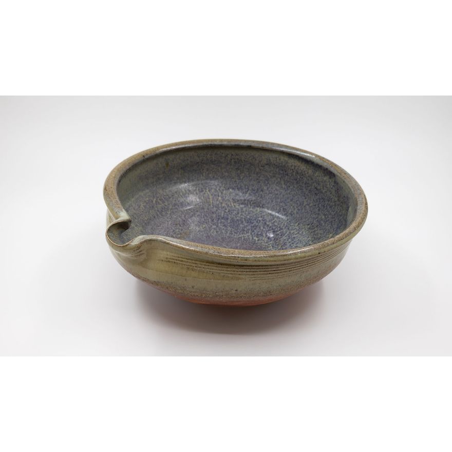 Len Castle - Pouring bowl