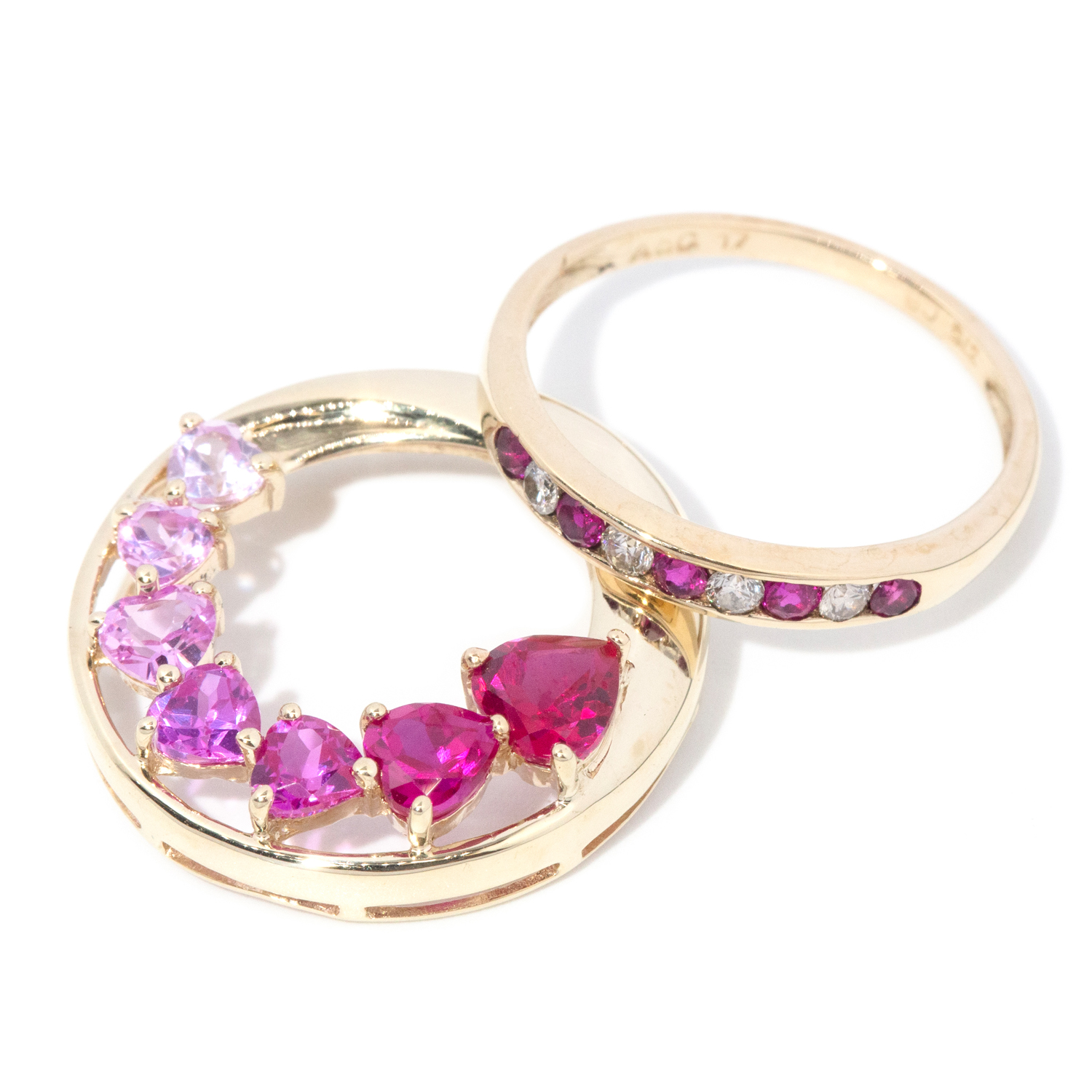 Ring & Pendant in 9ct Gold