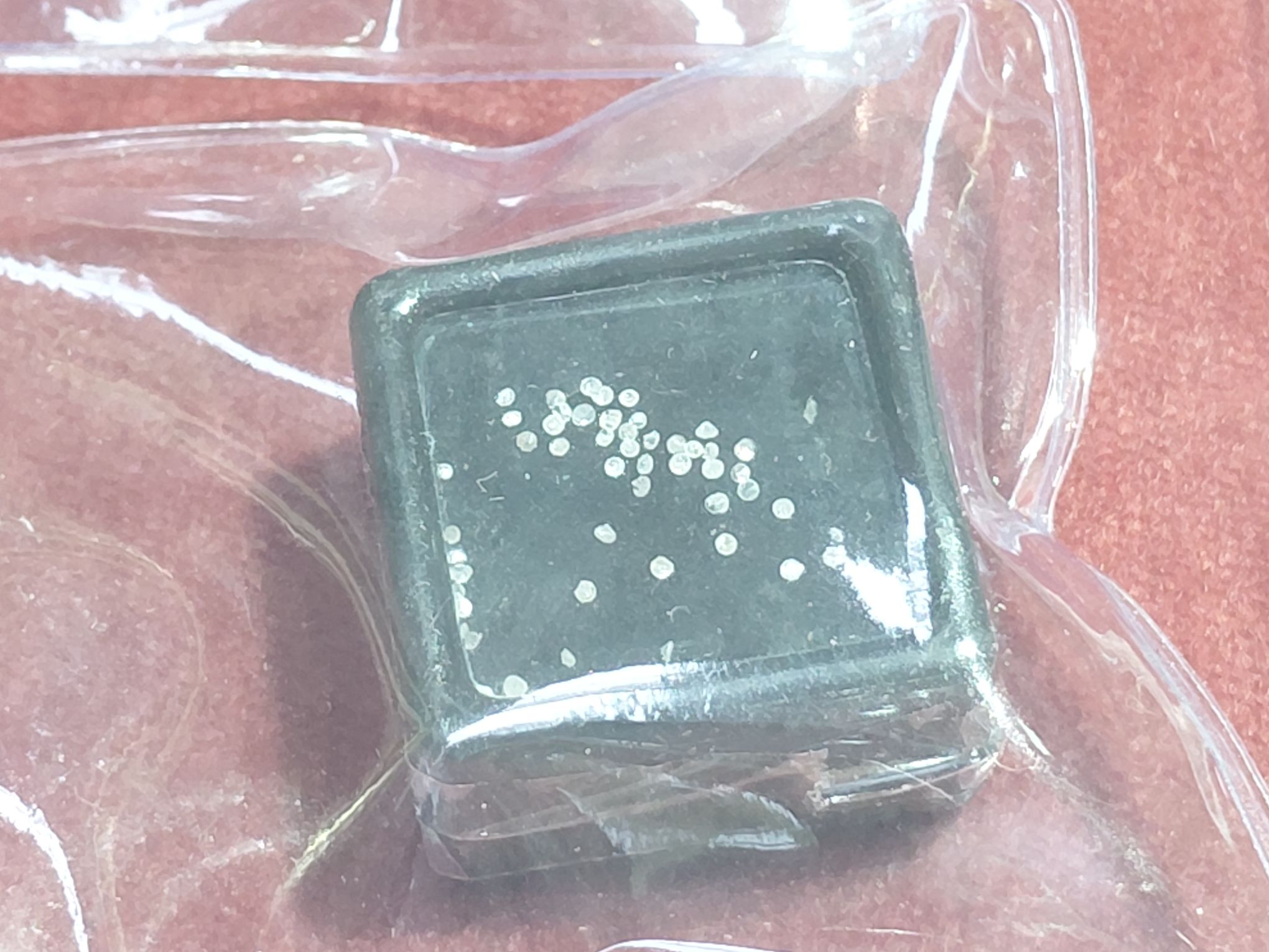 86 · DIAMOND GEMSTONES