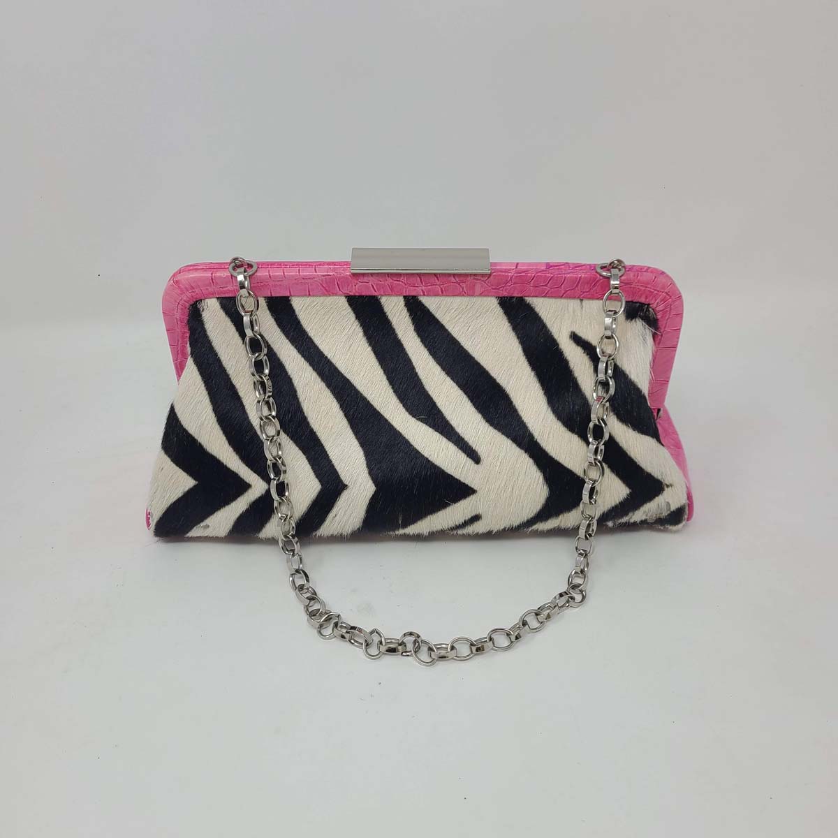 Adrienne Vittadini Pink Zebra Handbag | Armstrong Family Estate 