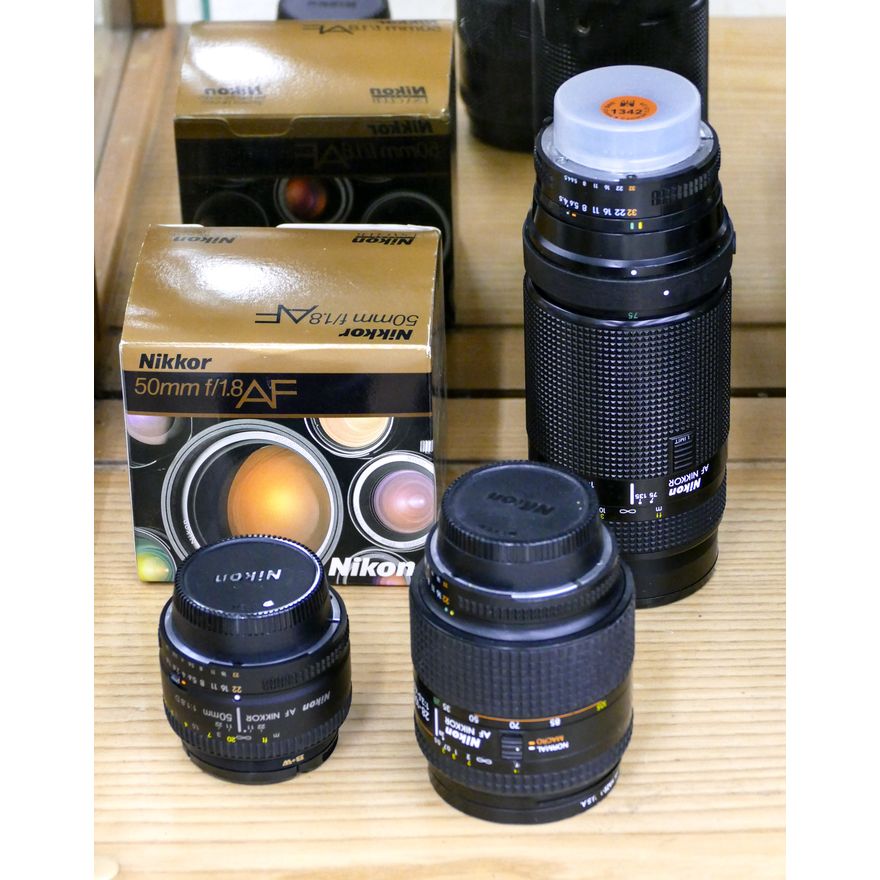 3pc Nikon Nikkor AF Lenses 50mm, 28-105mm, 75-300mm