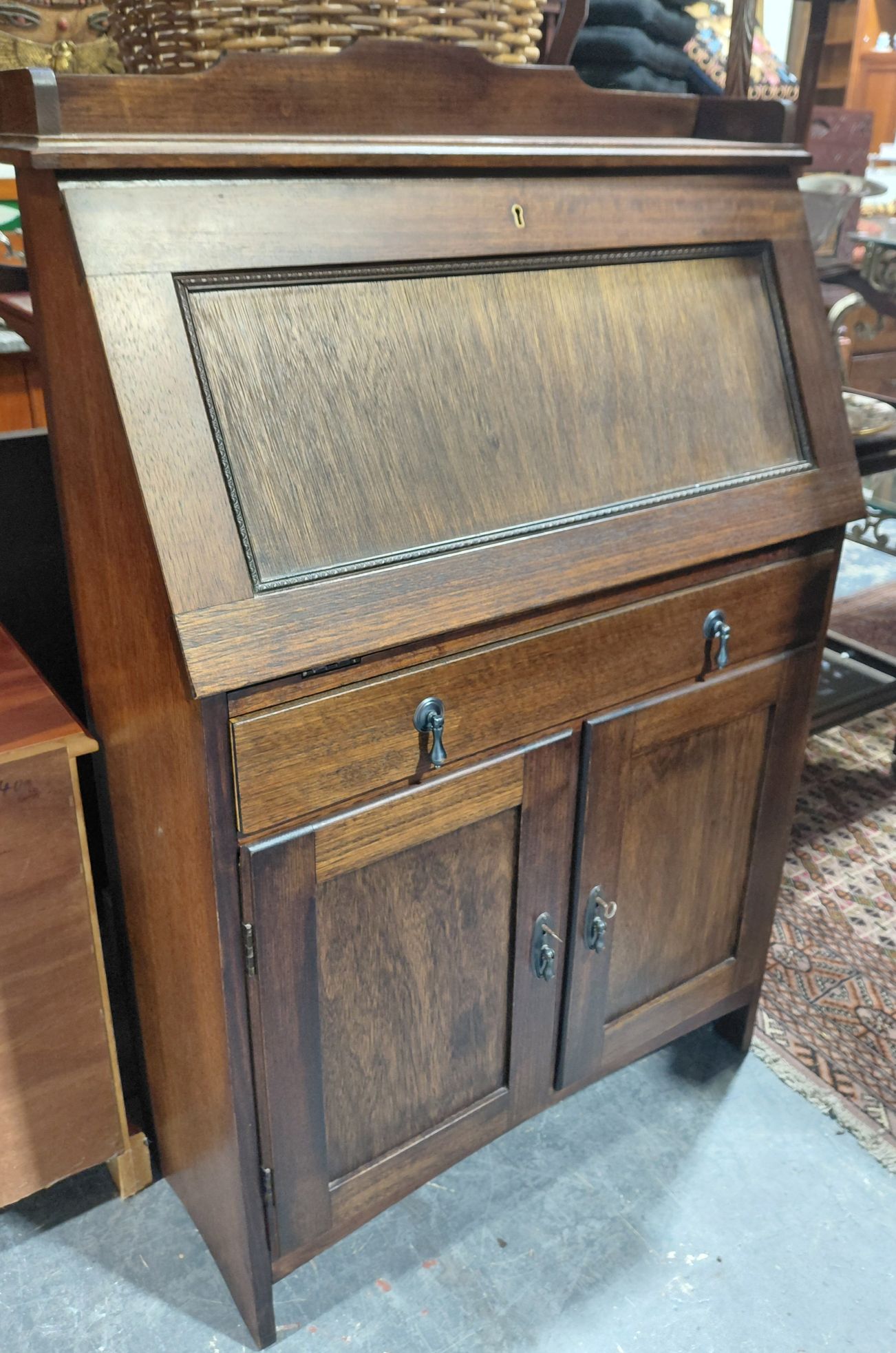181 · VINTAGE HARDWOOD WRITERS BUREAU