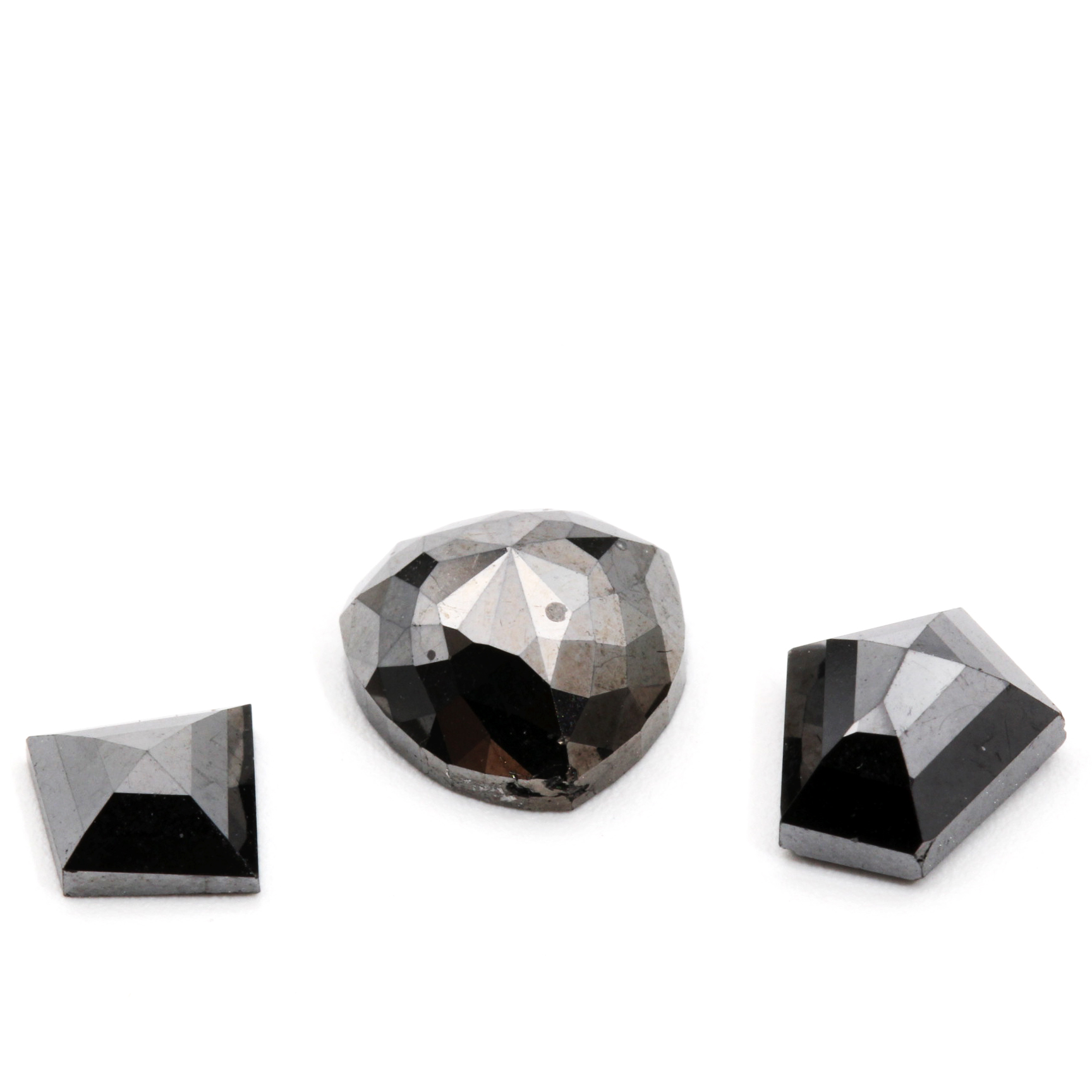 314. · 3.7ct Lot of Rose Cut Black Diamonds