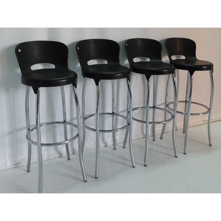 SET OF 4 KITCHEN STOOLS