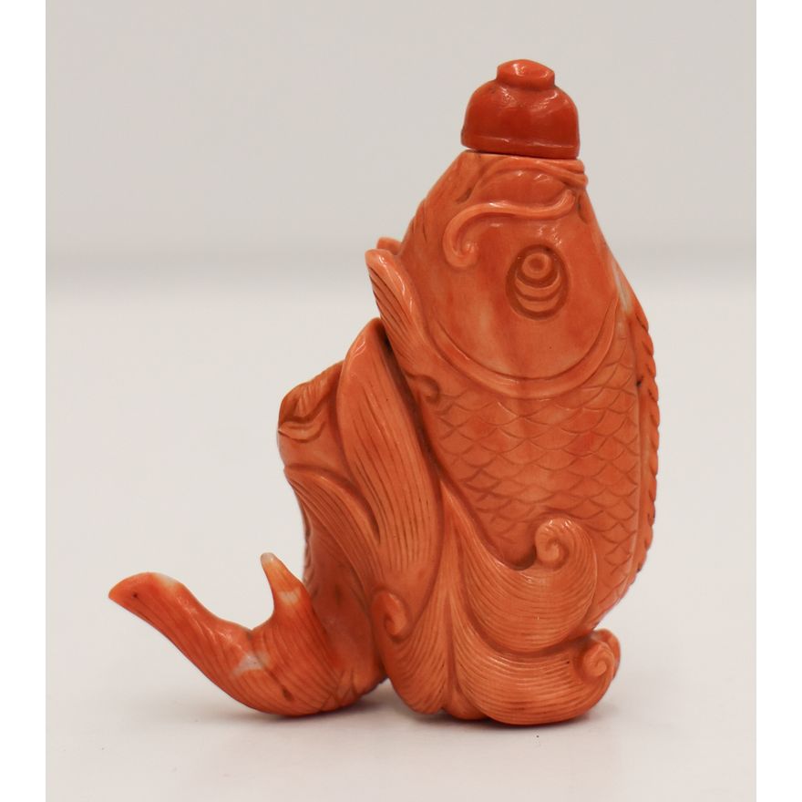 Chinese Coral Twin Fish Figural Snuff Bottle