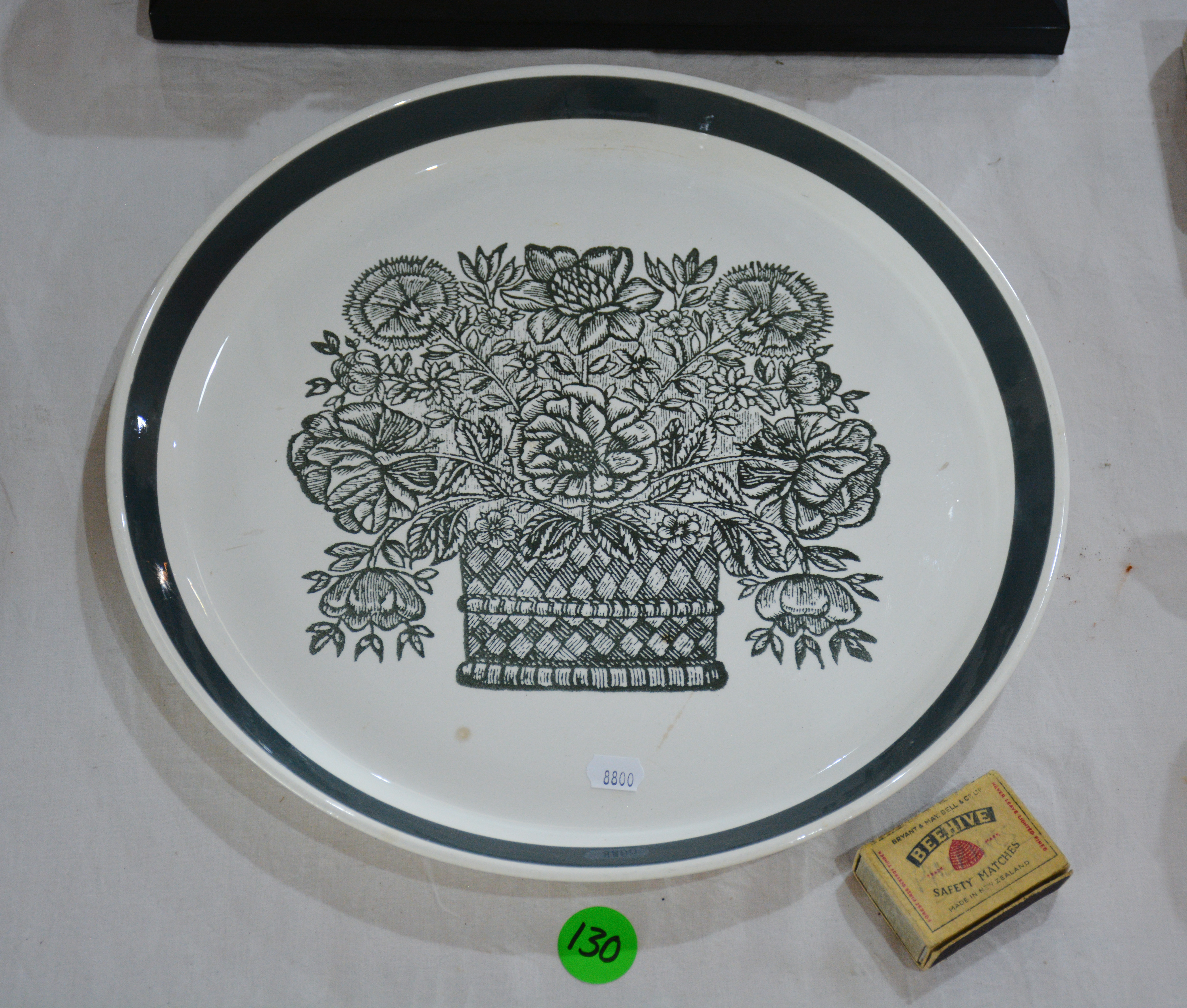 Crown Lynn Forma Grey Bouquet 339 — NZ auction result